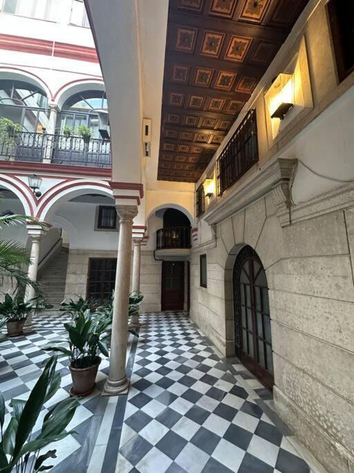 Apartamento Patio Sevillano Frente Catedral エクステリア 写真